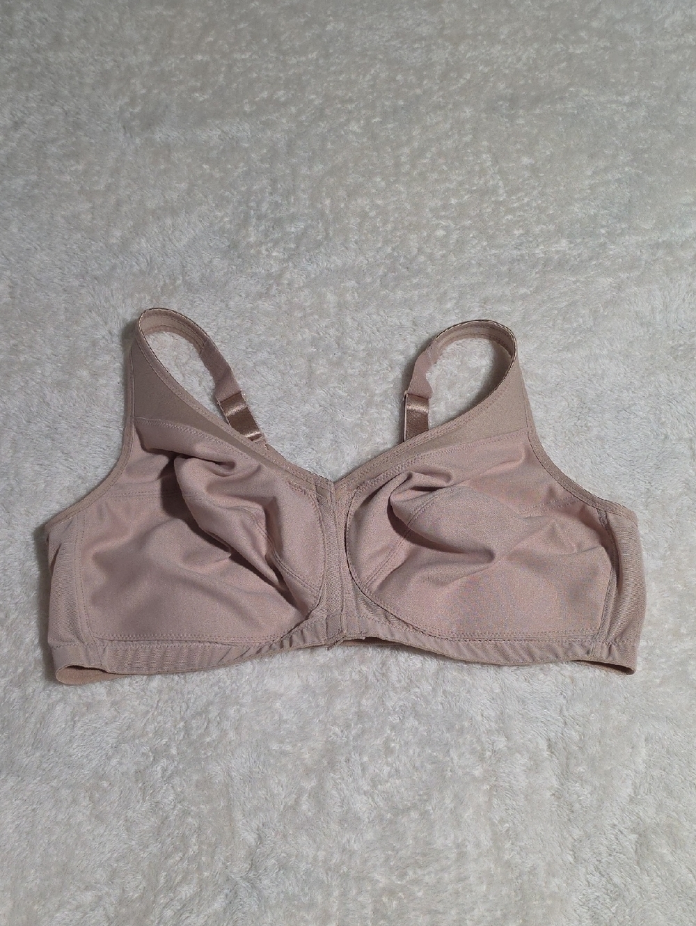 Glamorise Wireless Nude/Taupe Support Bra Size 46D.
